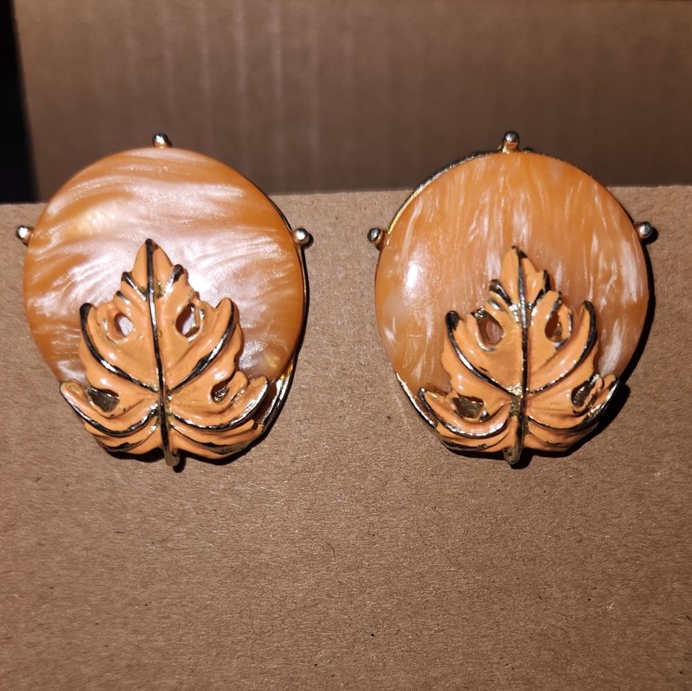 Tailor Vintage Marbled Orange Leaf Earrings